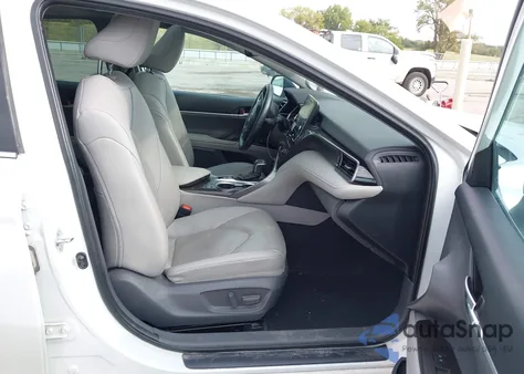 2021 Toyota Camry Xle Hybrid from USA, damaged, VIN 4T1F31AK9MU558267